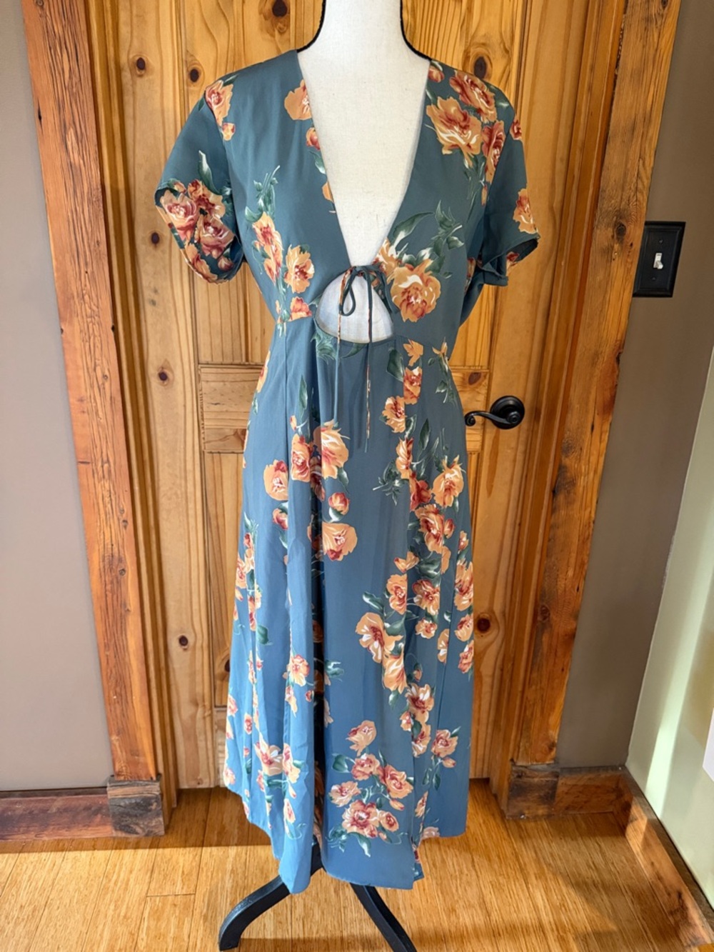 Lulu's Best Day of My Life dusty blue Floral Midi Dress with apricot Blooms - Picture 6 of 11